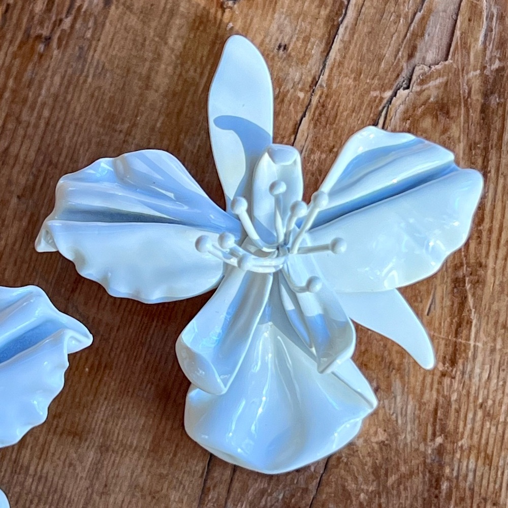 🌺🎉HP🎉🌺 NWT Cult Gaia Mila Flower Earrings - Picture 8 of 15